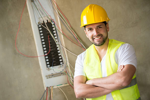 A full-service electrical contractor in Gladeview.