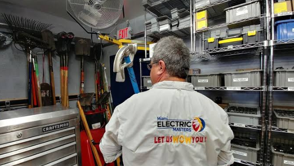 Electrical Service Calls in Homestead FL for Repairs