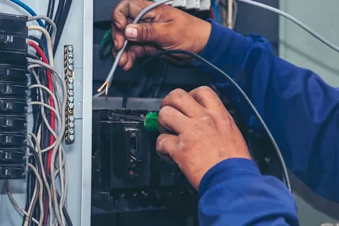 Professional Electrical Panel Replacement in South Miami, FL